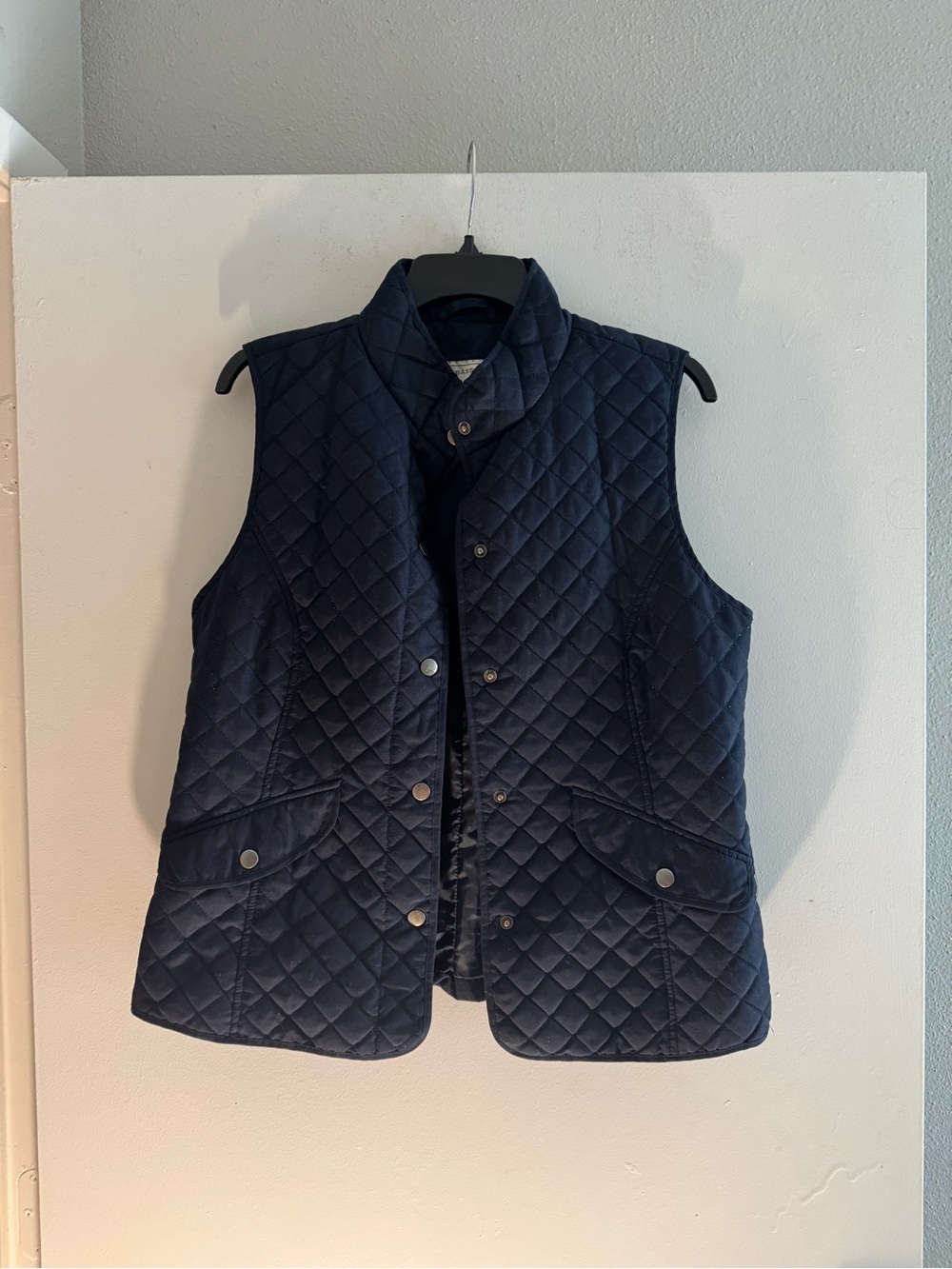 G.H. Bass & Co. Women’s Diamond-Quilted Navy Vest Size M